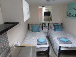 Independent two bed en-suite annex, close to city